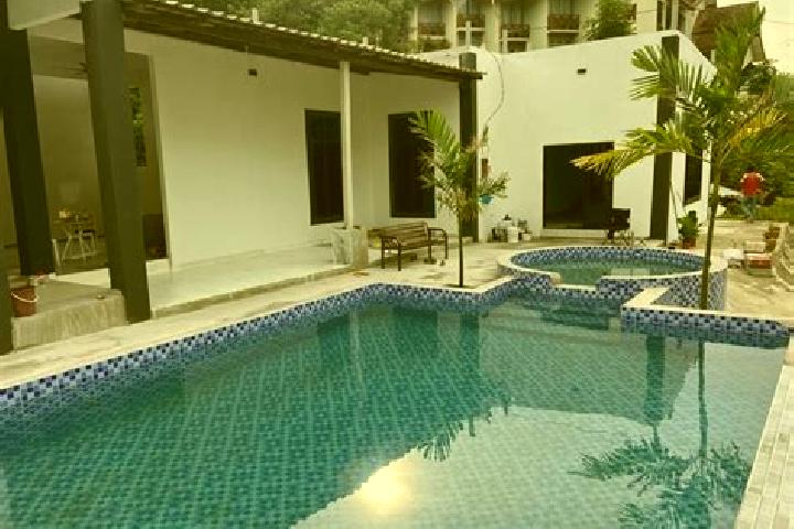 Sofia, 35 — Escort in Batu Marang, Brunei