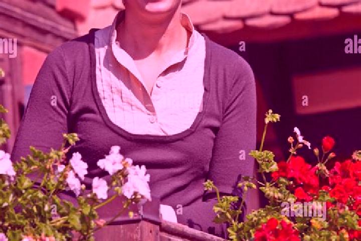 Sofia, 35 — Escort in Dahlenheim, France