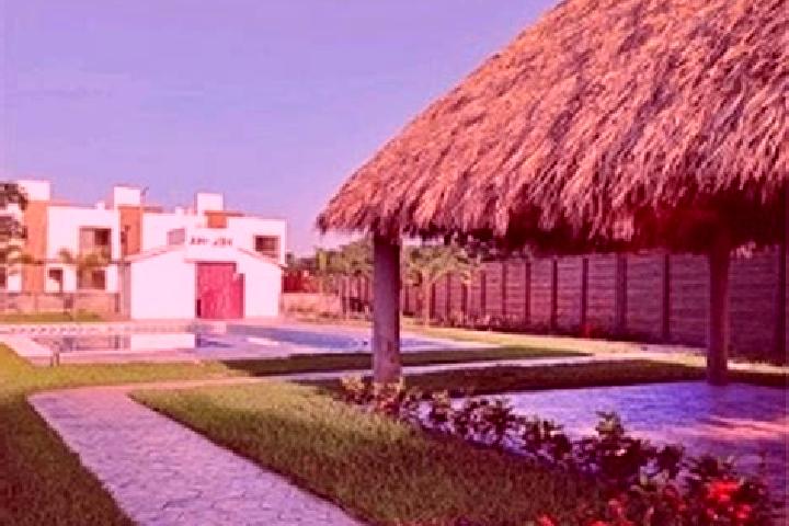 Sofia, 35 — Escort in Fraccionamiento Xana, Mexico