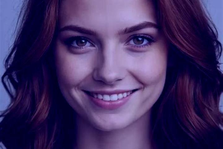 Sofia, 36, a auburn hazel-eyed european companion based in Pingelap. Offering Striptease, GFE. Available for incall and outcall, day and evening dates.