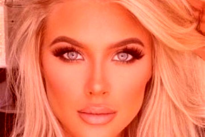 Sofia, 36, a platinum blonde dark-eyed middle eastern companion based in Caotan. Offering Dinner Date, Roleplay, Duos, CIM. Available for incall and outcall,...