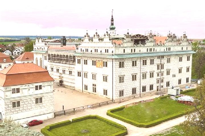 Sofia, 36 — Escort in Litomysl, Czech Republic