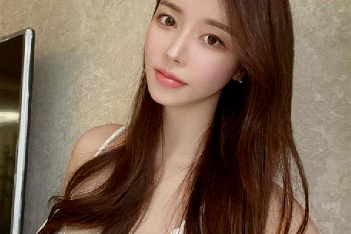 Sofia, 36 — Escort in Tingpang, China