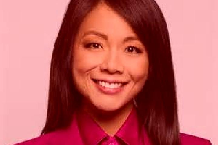 Sofia, 36 — Escort in Xinpo, China