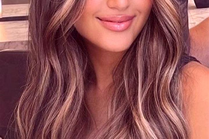Sofia, 37, a dark blonde brown-eyed asian companion based in Mosty. Offering Dinner Date, A-Level, Massage, Girlfriend Experience. Available for incall and o...