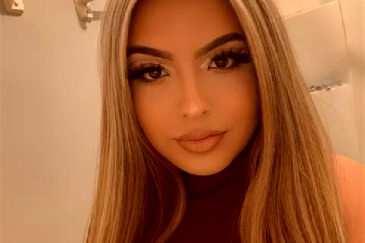 Sofia, 37, a red blue-eyed mixed companion based in Mariner s Ridge. Offering Party Girl, Striptease, Massage, Duos, GFE. Available for incall and outcall, o...