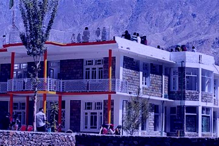 Sofia, 37 — Escort in Jaglot, Pakistan