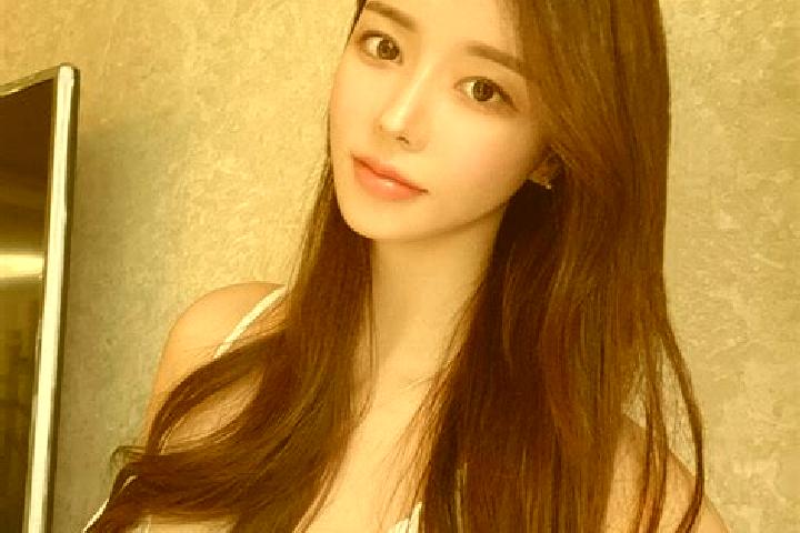 Sofia, 37 — Escort in Jiangdianzi, China