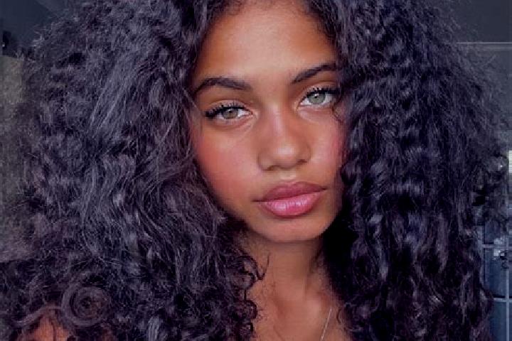 Sofia, 38, a black blue-eyed ebony companion based in Thuilley-aux-Groseilles. Offering Girlfriend Experience, Fetish, Massage, Domination. Available for inc...