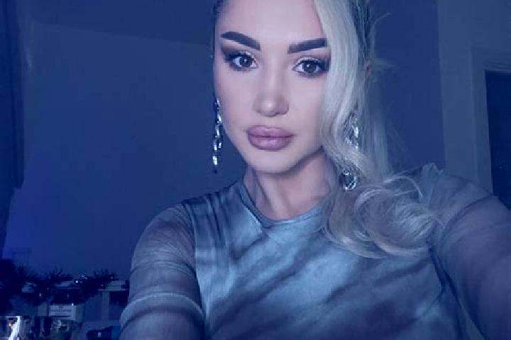 Sofia, 38, a blonde dark-eyed european companion based in Chuburna. Offering Travel Companion, Erotic Massage, Girlfriend Experience, GFE, Deep French Kissin...