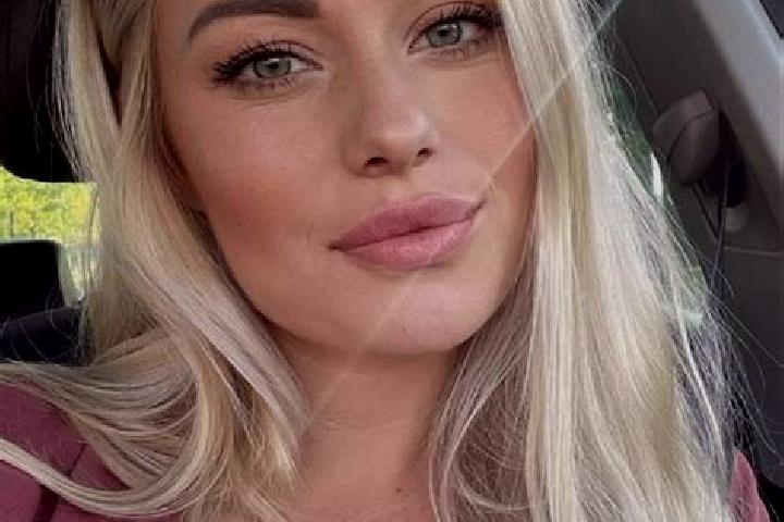 Sofia, 38, a blonde hazel-eyed mediterranean companion based in Bet Guvrin. Offering Fetish, OWO, Striptease, Party Girl. Available for incall and outcall, d...