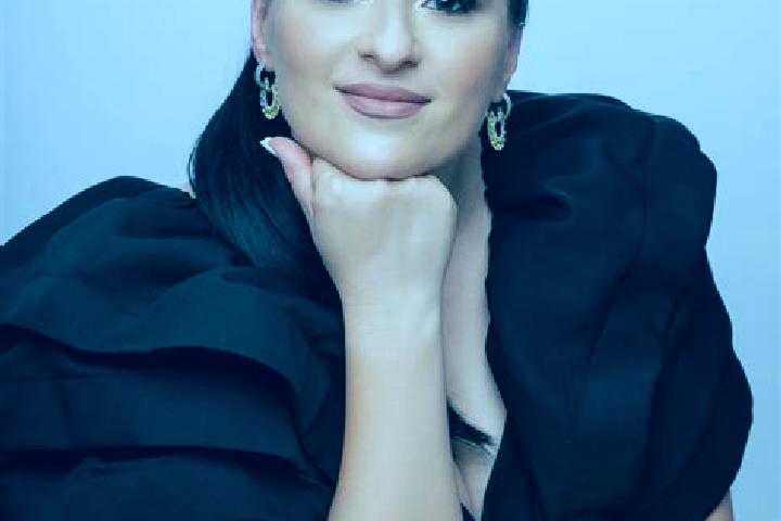 Sofia, 39 — Escort in Bogza, Romania