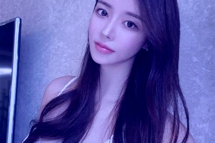 Sofia, 39 — Escort in Gujeong, South Korea