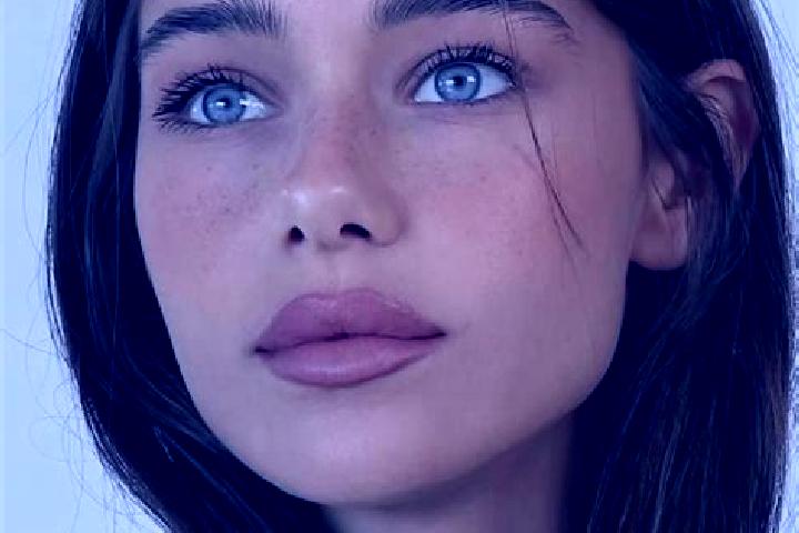 Sophia, 20, a brunette grey-eyed mixed companion based in Karjan. Offering Couples, CIM, Girlfriend Experience, Dinner Date. Available for incall and outcall...