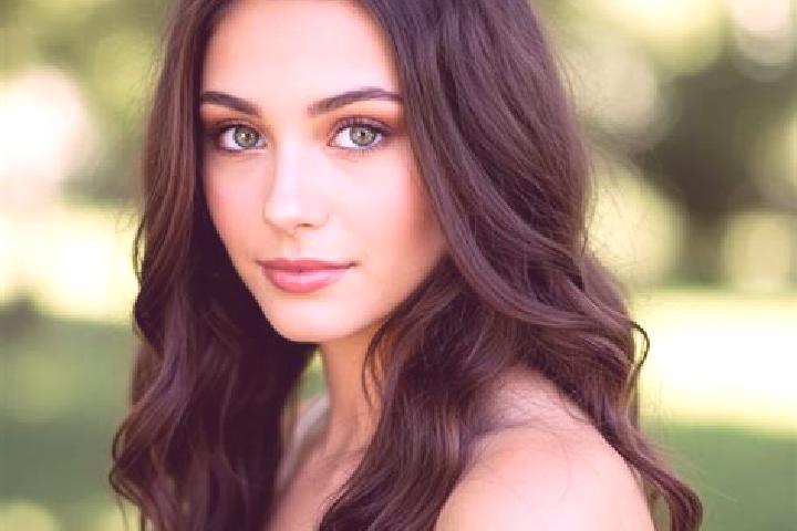 Sophia, 20, a brunette hazel-eyed mediterranean companion based in San Miguel de Horcasitas. Offering Party Girl, Fetish, Deep French Kissing, CIM. Available...