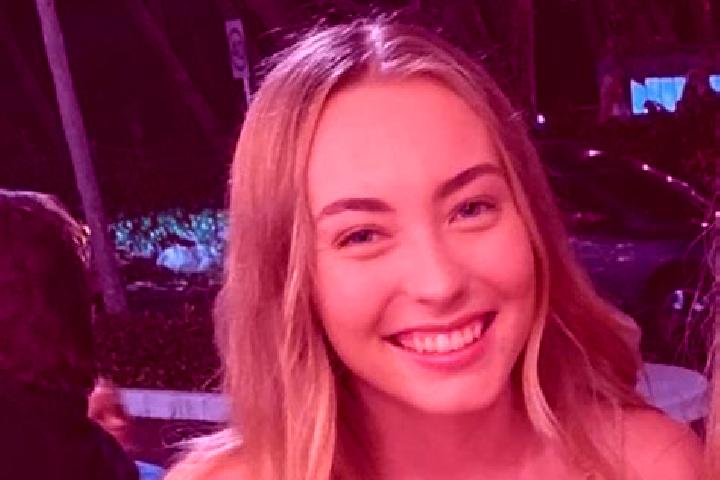 Sophia, 20 — Escort in Andergrove, Australia