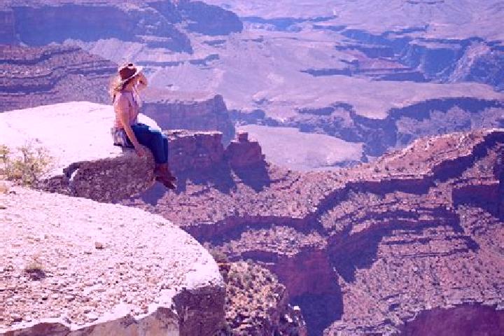 Sophia, 20 — Escort in Hermit Park, Australia