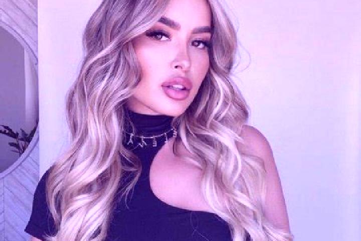 Sophia, 20 — Escort in Palma Prieta, Mexico