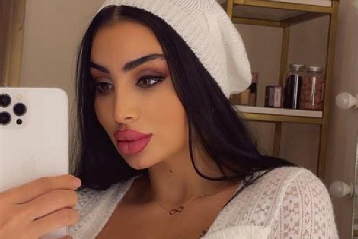 Sophia, 20 — Escort in Tima, Egypt