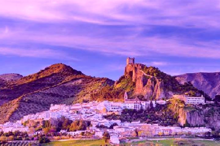 Sophia, 20 — Escort in Veguillas de la Sierra, Spain