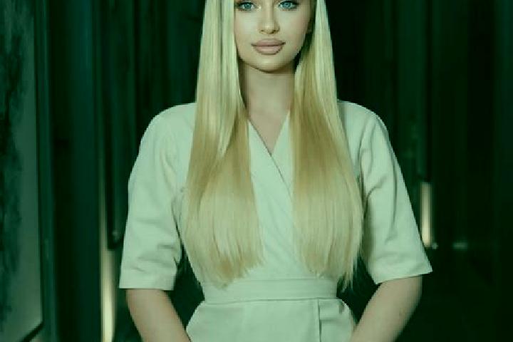 Sophia, 21, a blonde grey-eyed mixed companion based in Salto Encantado. Offering Party Girl, Tantra, Erotic Massage. Available for incall and outcall, day a...