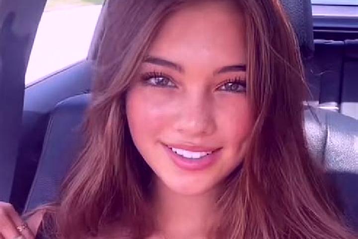 Sophia, 21, a brunette grey-eyed mixed companion based in Srinivaspur. Offering Roleplay, Striptease, Domination, Travel Companion, CIM. Available for incall...