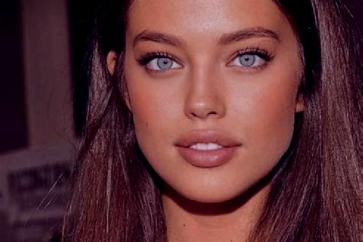 Sophia, 21, a chestnut dark-eyed caucasian companion based in Kincora. Offering Deep French Kissing, Girlfriend Experience, OWO. Available for incall and out...
