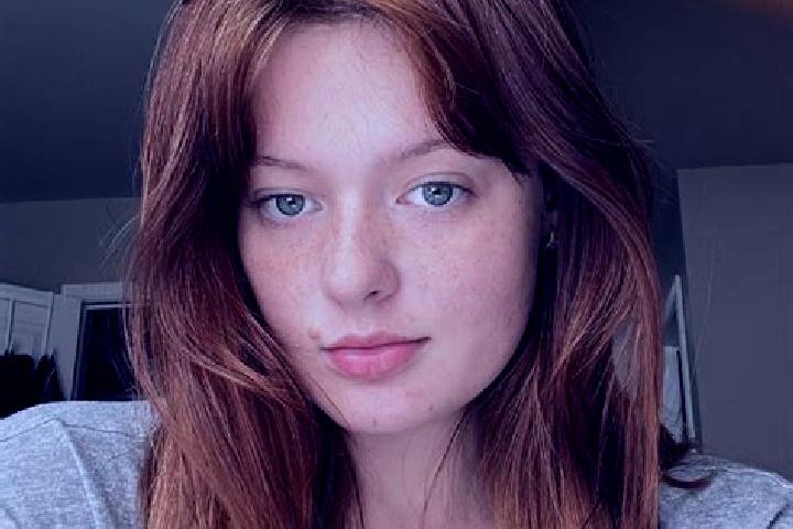 Sophia, 21, a red grey-eyed caucasian companion based in Hensies. Offering Domination, Overnight, Massage. Available for incall and outcall, day and evening ...