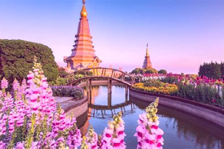 Sophia, 21 — Escort in Bang Saphan Noi, Thailand