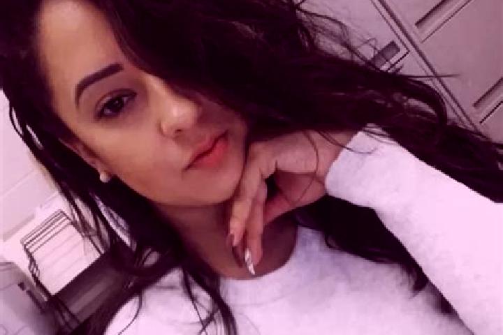 Sophia, 22, a black green-eyed mediterranean companion based in Abala. Offering 69, Roleplay, Couples, Party Girl, Striptease. Available for incall and outca...