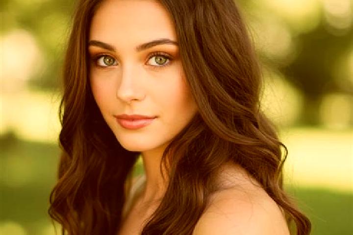 Sophia, 22, a black hazel-eyed mediterranean companion based in Biletskivka. Offering Domination, OWO, Fetish, Erotic Massage. Available for incall and outca...