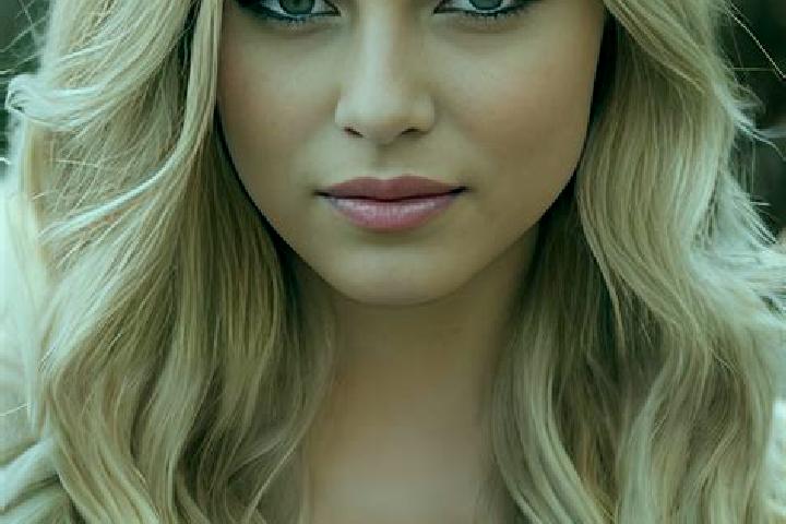 Sophia, 22, a blonde amber-eyed european companion based in San Pedro la Tejeria. Offering Roleplay, Deep French Kissing, A-Level. Available for incall and o...