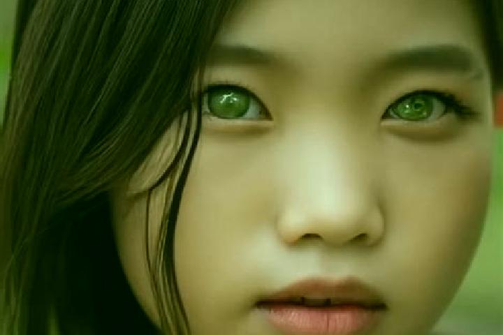 Sophia, 22, a brunette green-eyed asian companion based in Zimatepec. Offering Travel Companion, Couples, Erotic Massage, OWO. Available for incall and outca...