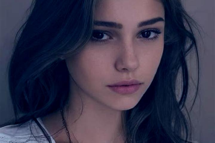 Sophia, 22, a chestnut brown-eyed slavic companion based in Beihuaidian. Offering Tantra, Overnight, BDSM, Girlfriend Experience. Available for incall and ou...