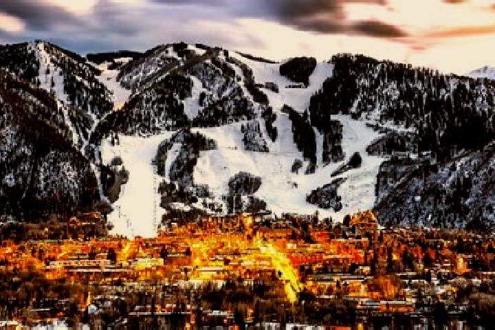 Sophia, 22 — Escort in Aspen, United States