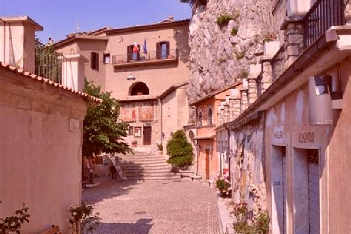 Sophia, 22 — Escort in Cervara di Roma, Italy