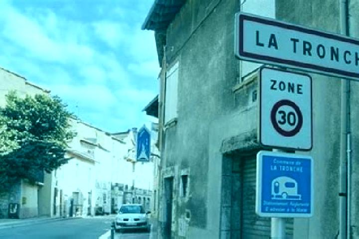 Sophia, 22 — Escort in La Tronche, France