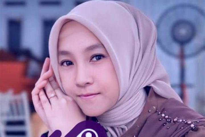 Sophia, 22 — Escort in Ngrayun, Indonesia
