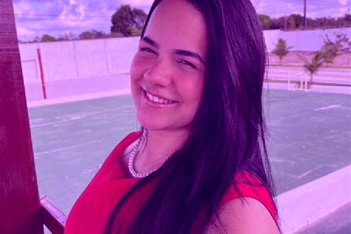 Sophia, 22 — Escort in Simao Pereira, Brazil