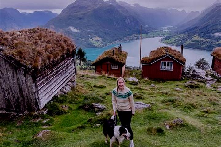 Sophia, 22 — Escort in Tomter, Norway