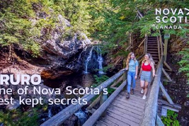 Sophia, 22 — Escort in Truro, Canada