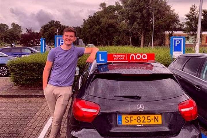 Sophia, 22 — Escort in Tuitjenhorn, Netherlands