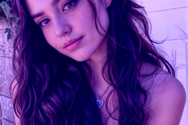 Sophia, 23, a auburn hazel-eyed caucasian companion based in Toulake. Offering OWO, Striptease, Domination, Deep French Kissing, Girlfriend Experience. Avail...