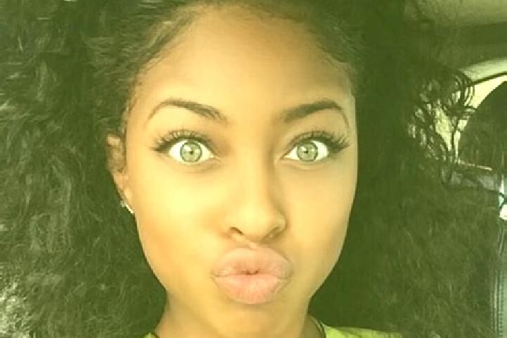 Sophia, 23, a black green-eyed ebony companion based in Home Hill. Offering Dinner Date, CIM, Roleplay, Couples. Available for incall and outcall, day and ev...