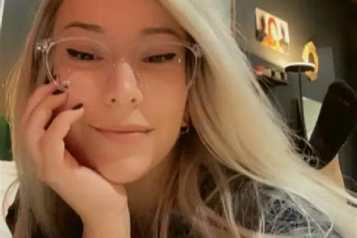 Sophia, 23, a blonde amber-eyed indian companion based in Demsa. Offering 69, Overnight, Deep French Kissing, GFE. Available for incall and outcall, overnigh...