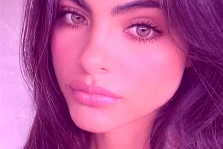 Sophia, 23, a blonde hazel-eyed indian companion based in El Carpio de Tajo. Offering Fetish, BDSM, Tantra, Party Girl. Available for incall and outcall, day...