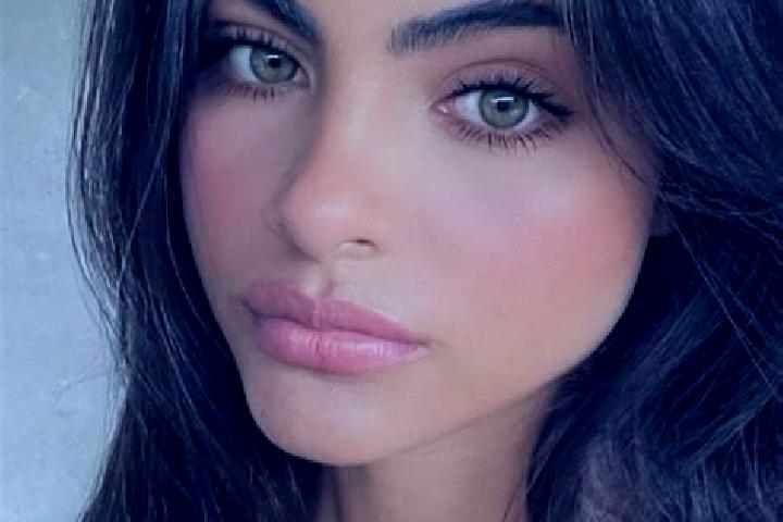 Sophia, 23, a brunette green-eyed european companion based in Casette d Ete. Offering Prostate Massage, Girlfriend Experience. Available for incall and outca...