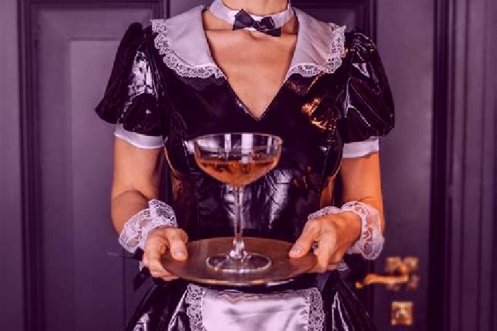 Sophia, 23, a chestnut brown-eyed mediterranean companion based in George Town. Offering Dinner Date, Erotic Massage, Domination, Striptease, Travel Companio...