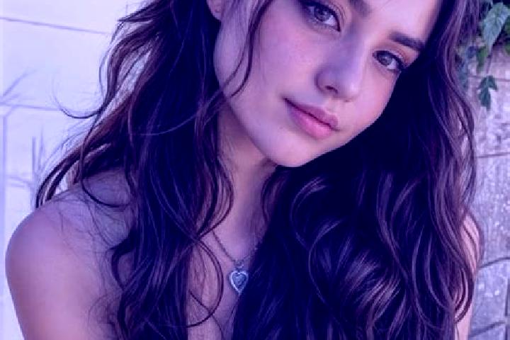 Sophia, 23, a red hazel-eyed caucasian companion based in Sangouine. Offering Domination, Girlfriend Experience, Prostate Massage, Erotic Massage, A-Level. A...