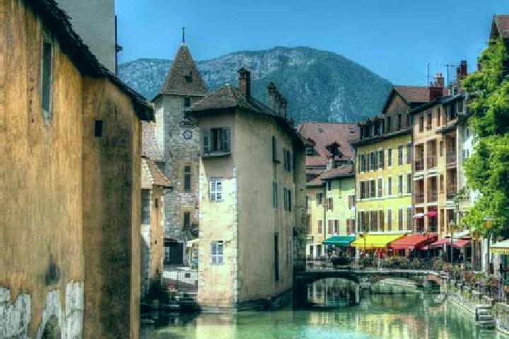 Sophia, 23 — Escort in Annecy-le-Vieux, France